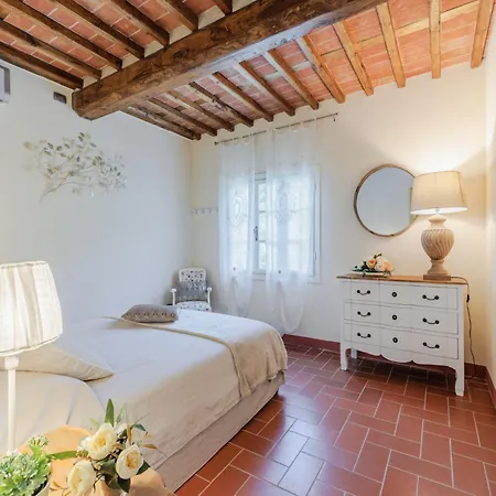 Tastefully Furnished In Villa