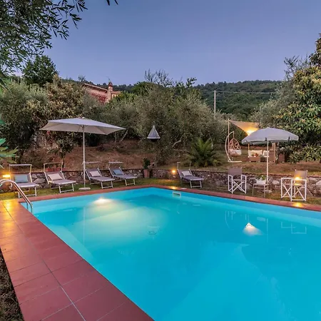 Tastefully Furnished In Willa Lukka