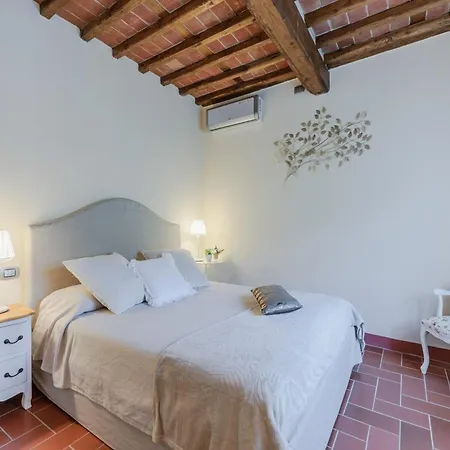 Tastefully Furnished In Villa *