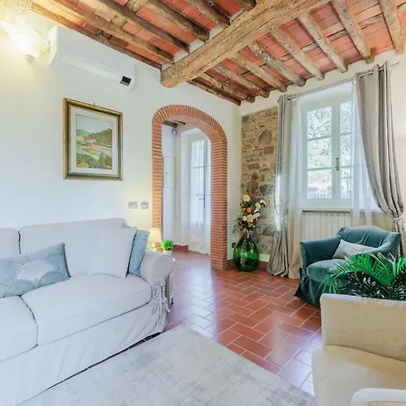 Tastefully Furnished In
