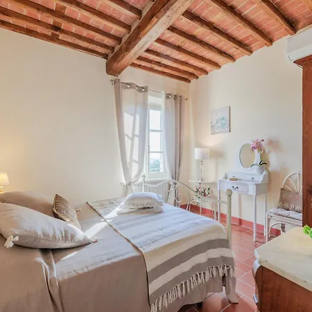 Villa Tastefully Furnished In Lucca