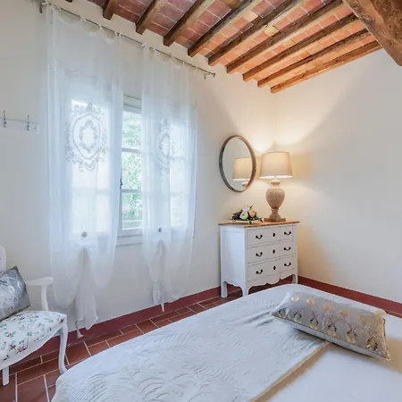 Tastefully Furnished In