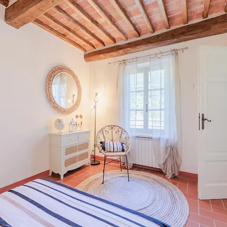 Tastefully Furnished In