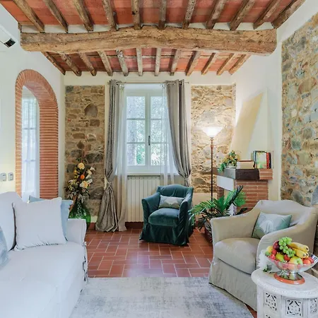 Willa Tastefully Furnished In Lukka